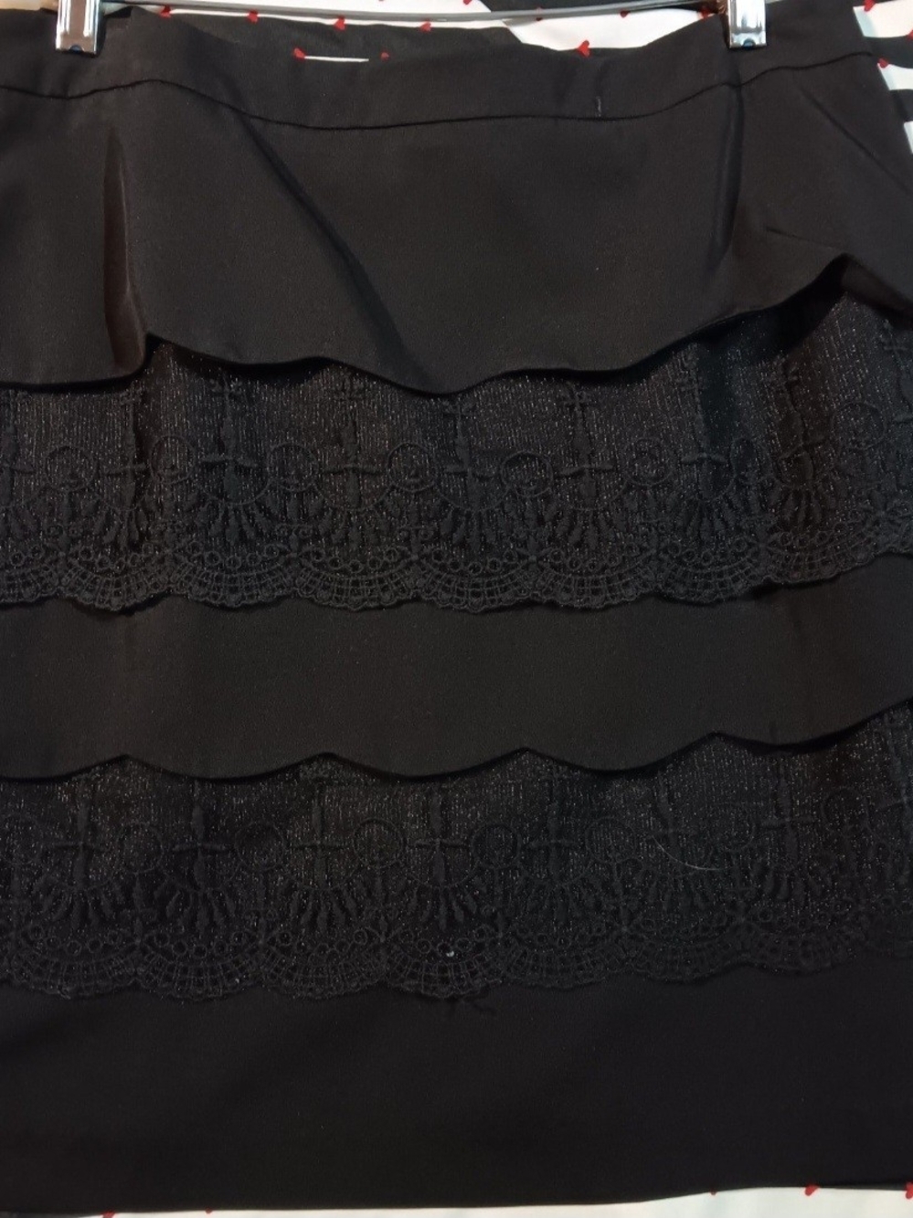 Alya Black Layered Lace-Trim Mini Skirt